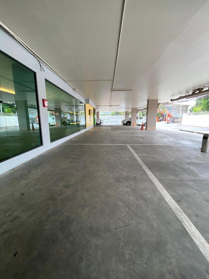 CK2 Hotel SHA EXTRA PLUS Bangkok Buitenkant foto