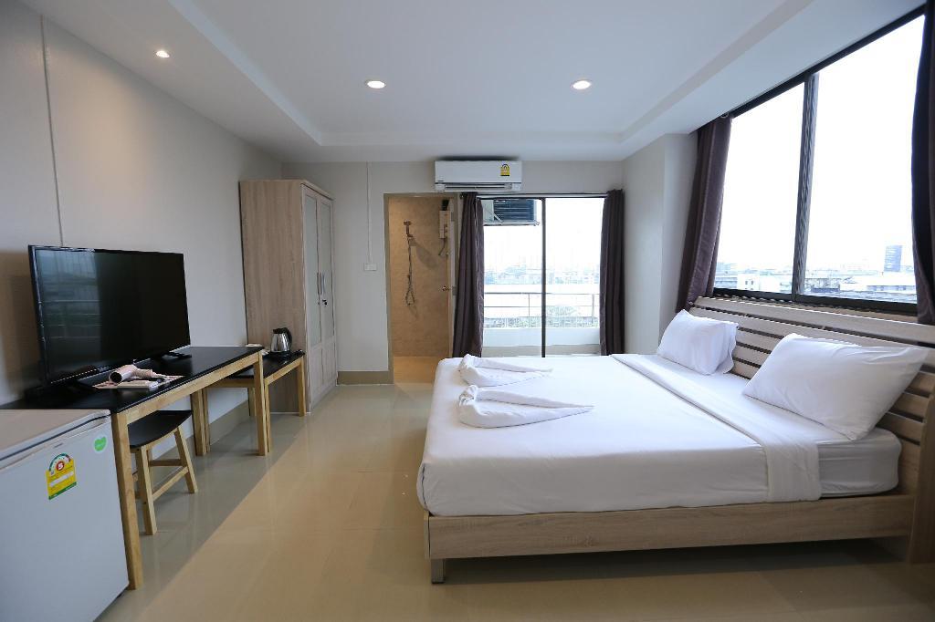 CK2 Hotel SHA EXTRA PLUS Bangkok Buitenkant foto
