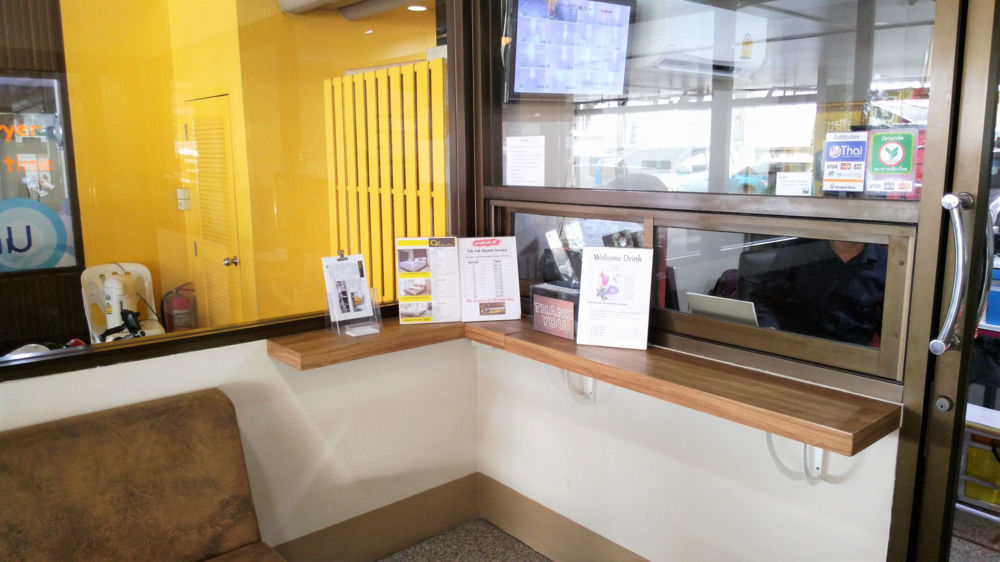 CK2 Hotel SHA EXTRA PLUS Bangkok Buitenkant foto