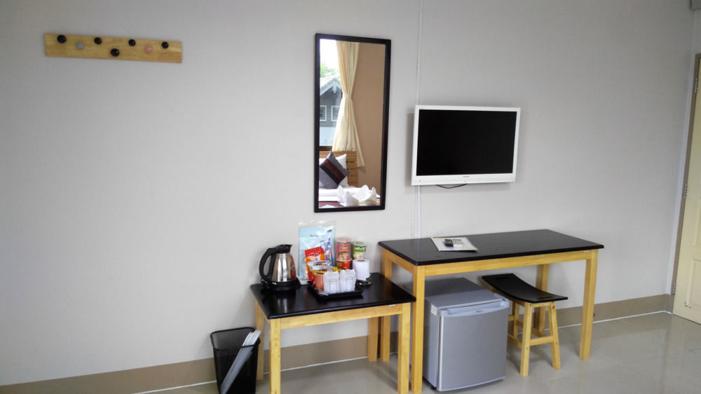 CK2 Hotel SHA EXTRA PLUS Bangkok Buitenkant foto